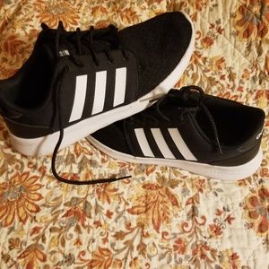Adidas Tennis Shoes